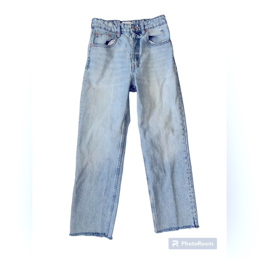 Zara high waisted jeans frayed bottom 4
